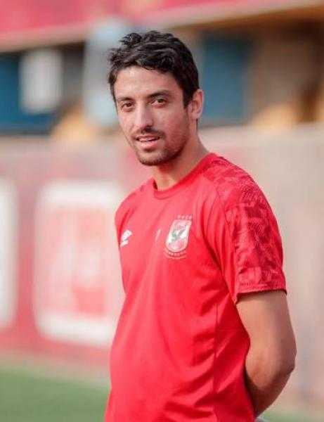 الأهلي يفقد جهود طاهر محمد طاهر أمام الجونة في الدوري