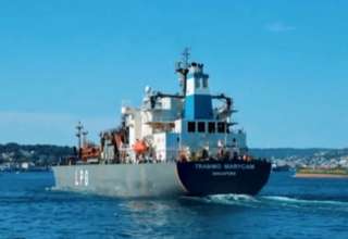 الحوثيون يقررون استئناف الهجمات على السفن في البحر الأحمر