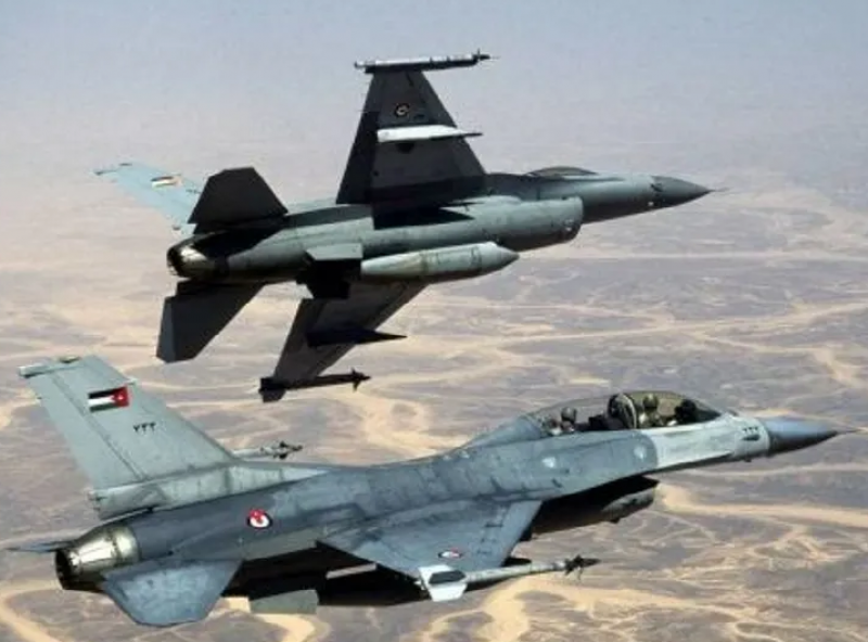 الدفاعات الجوية الاردنية  تسقط صاروخين باليستيين استهدفا المملكة