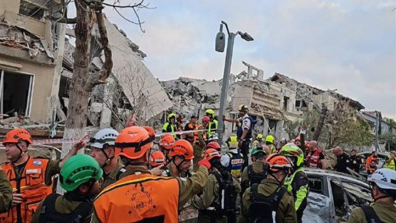 آثار القصف الإيرانيآثار القصف الإيراني على بيت شميش