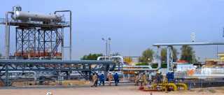 بعد اغلاق مضيق هرمز.. العراق يوقف الإنتاج في أكبر حقوله النفطية