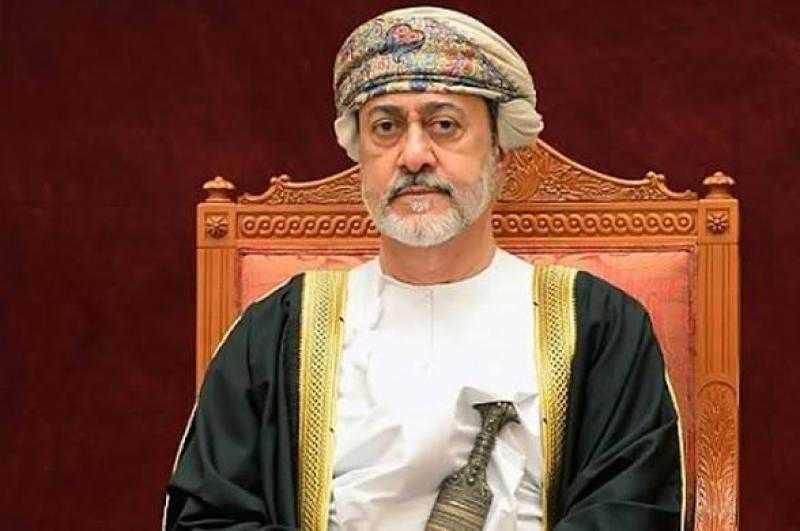 سلطان عمان يشيد بالعلاقات مع مصر ويثمن دور الشركات المصرية في عملية التحديث