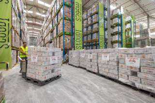 تنفيذا لتوجيهات الرئيس السيسى : مصر تُرسل نحو 1000 طن من المساعدات الإغاثية العاجلة إلى لبنان الشقيق