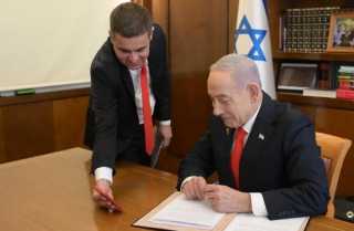 فضيحة تسريبات كاتم الاسرار : متحدث ورئيس مكتب نتنياهو ... فضيحة تسريبات كاتم الاسرار : متحدث ورئيس مكتب نتنياهو يهاجم أعضاء بالكنيسيت وينتقد قرارات وتصرفات نتنياهو