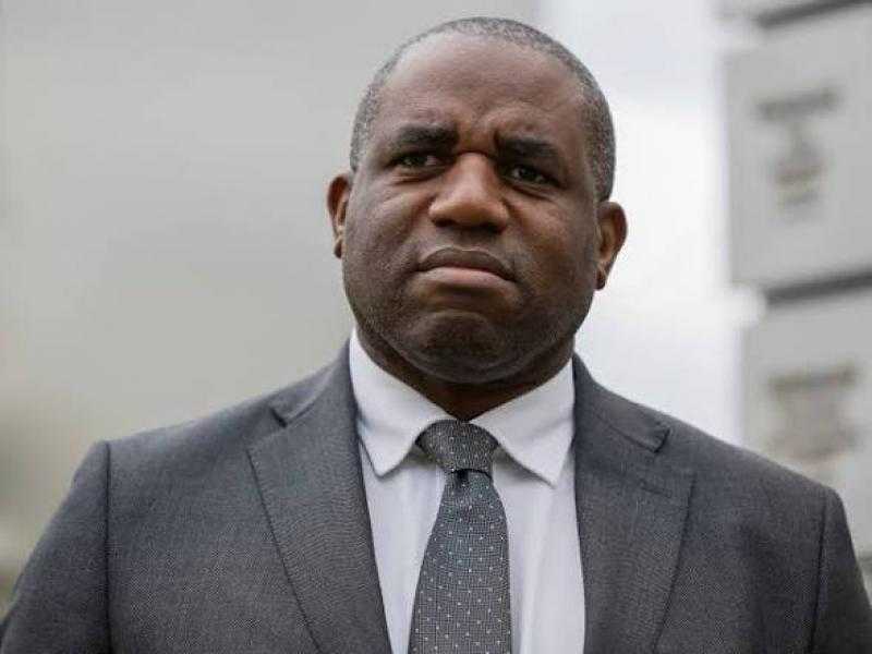 وزيرة الخارجية البريطانية: إيران تتخذ الاقتصاد العالمي رهينة