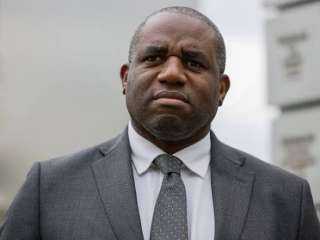 وزيرة الخارجية البريطانية: إيران تتخذ الاقتصاد العالمي رهينة