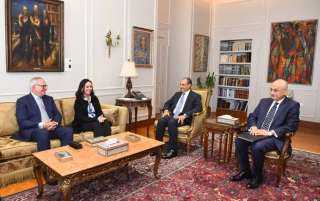 وزير الخارجية يلتقي وزيرة التضامن الاجتماعي ورئيس منظمة تضامن الشعوب الأفروآسيوية وزير الخارجية يلتقي وزيرة التضامن الاجتماعي ورئيس منظمة تضامن الشعوب الأفروآسيوية