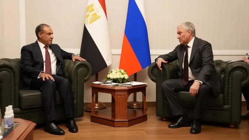 وزير الخارجية ورئيس مجلس الدوما الروسي أثناء اللقاء