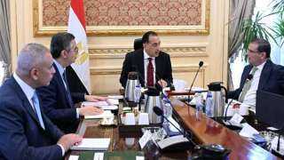 رئيس الوزراء يتابع موقف توافر السلع الاستراتيجية في الأسواق والاستعدادات لتوريد القمح