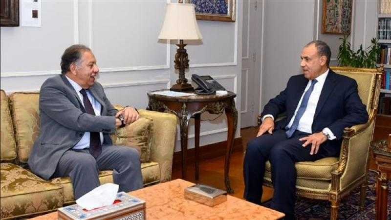 وزير الخارجية يبحث مع رئيس لجنة الشئون الأفريقية بمجلس النواب تكامل الجهود بين السلطتين التنفيذية والتشريعية