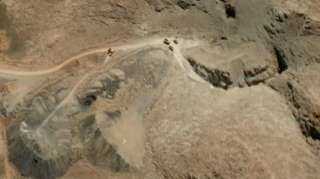 إيران تنقب عن منصات إطلاق الصواريخ المدفونة تحت الأرض