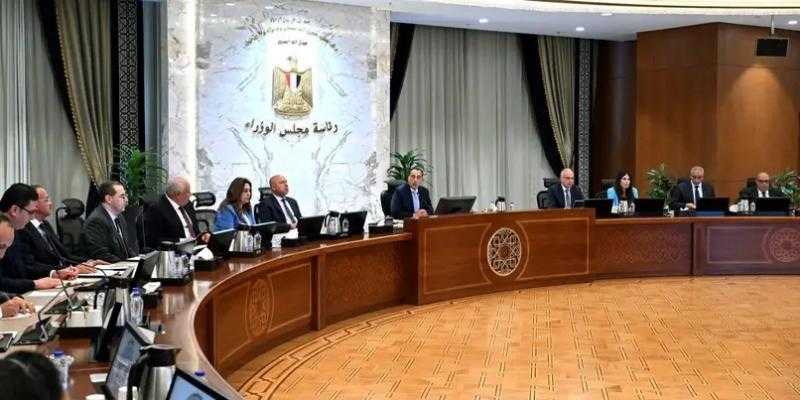 رئيس الوزراء يُتابع الموقف التنفيذي لمشروعي ”رأس الحكمة” و ”شمس الحكمة” بالساحل الشمالي