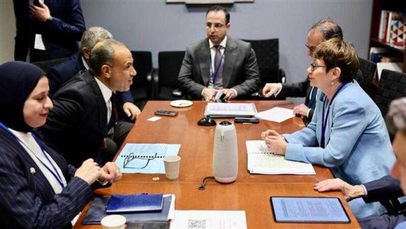 وزير الخارجية لرئيسة البنك الأوروبي لإعادة الإعمار: مصر وجهة آمنة وجاذبة للاستثمار رغم التحديات الإقليمية
