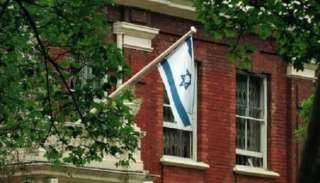 شرطة لندن تنفي تعرض السفارة الإسرائيلية لهجوم.. وتؤكد استمرار تأمينها