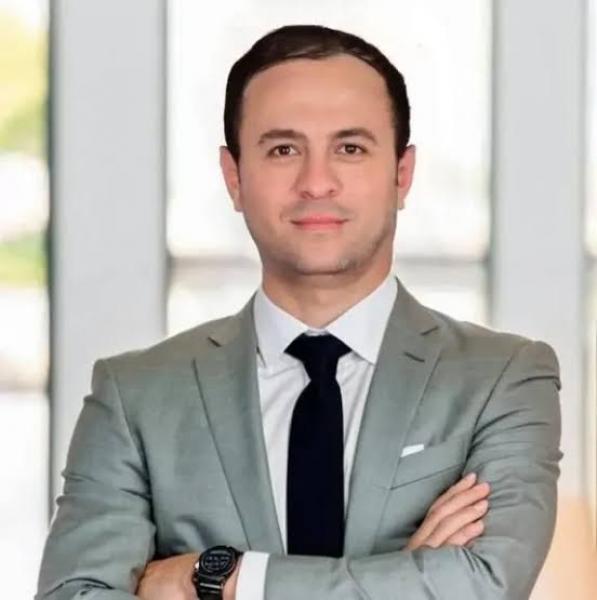 الكاتب الكبير شحاتة زكريا 