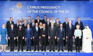 الرئيس السيسى يعود إلى أرض الوطن بعد زيارته لقبرص ومشاركته في اجتماعات دولية