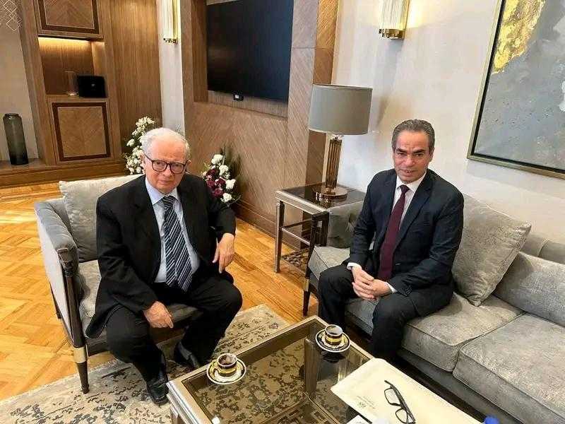 نائب رئيس الوزراء يبحث مع رئيس الوطنية للإعلام تطورات خطة الإصلاح المالي