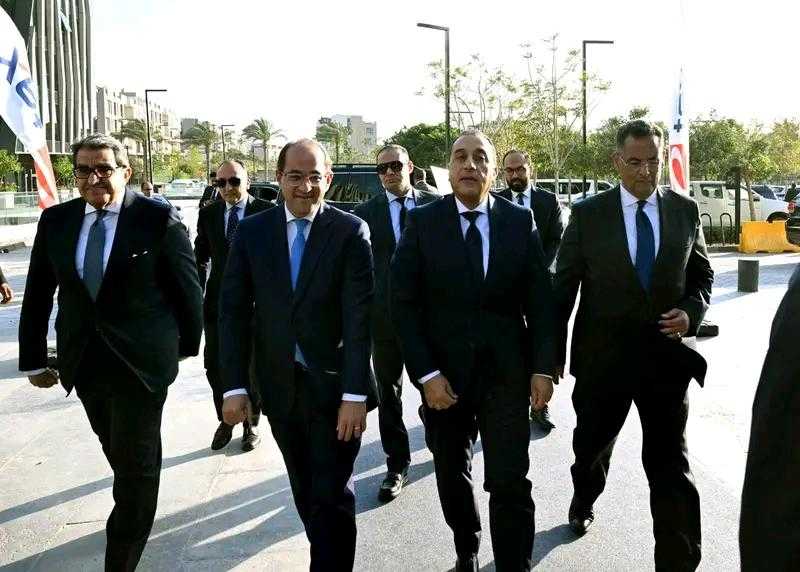 رئيس الوزراء يفتتح أول مركز للخدمات الضريبية المميزة بالقاهرة الجديدة