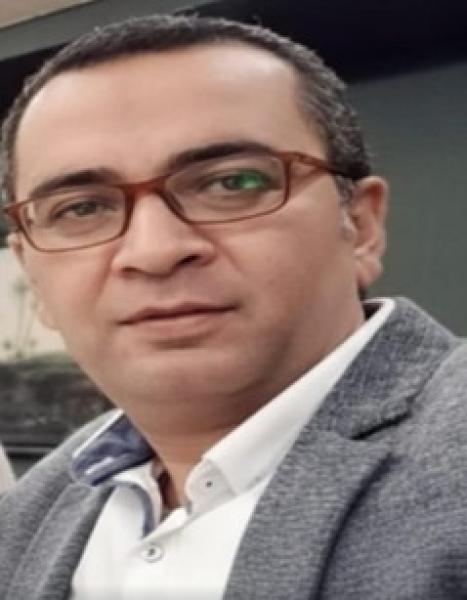 الباحث والكاتب الكبير محمد خليفة 