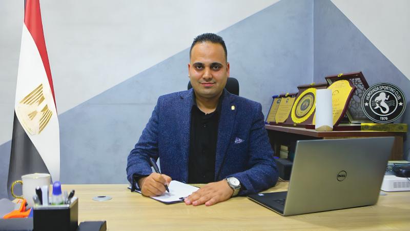 الكاتب الكبير محمد دياب 