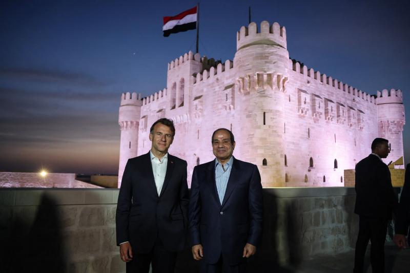 الرئيسان السيسي وماكرون 