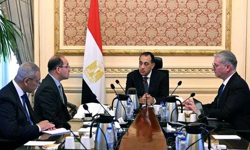 رئيس الوزراء يتابع الاستعدادات الحالية لتلبية احتياجات محطات الكهرباء من الوقود خلال فترة العيد وموسم الصيف المقبل