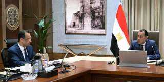 رئيس الوزراء يستعرض مع وزير الاتصالات عددا من الملفات الهامة رئيس الوزراء يستعرض مع وزير الاتصالات عددا من الملفات الهامة