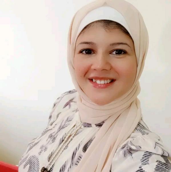 الدكتورة منار سعيد