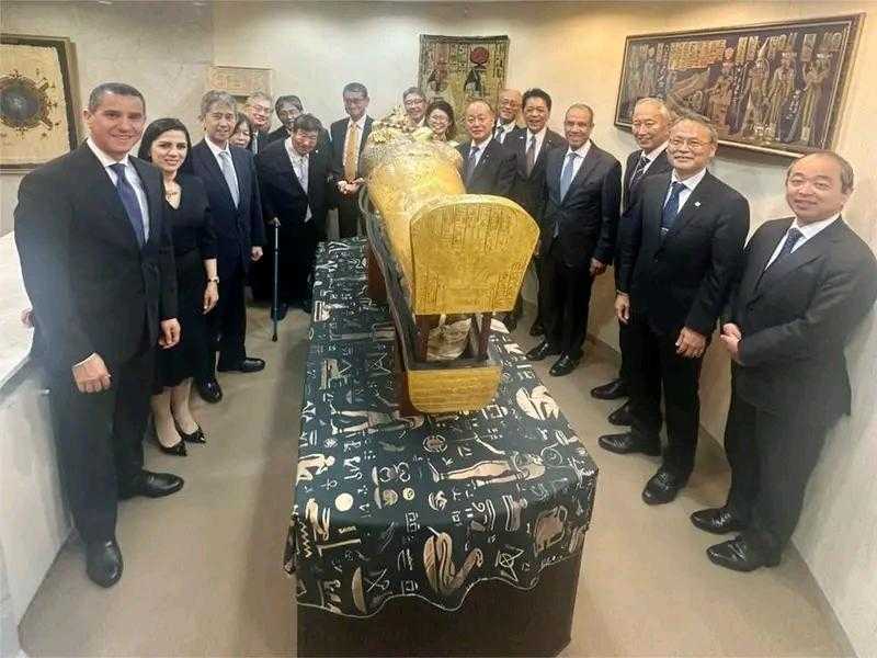وزير الخارجية يلتقي عدداً من الوزراء وكبار المسؤولين وصناع القرار في اليابان
