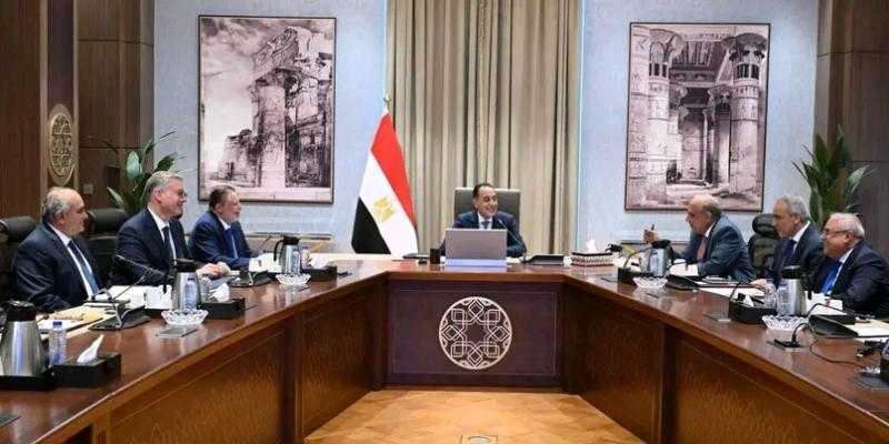 رئيس الوزراء يتابع جهود توفير  مخزون من احتياطيات الوقود لضمان استدامة تأمين الطاقة للمواطنين وللقطاعات الإنتاجية