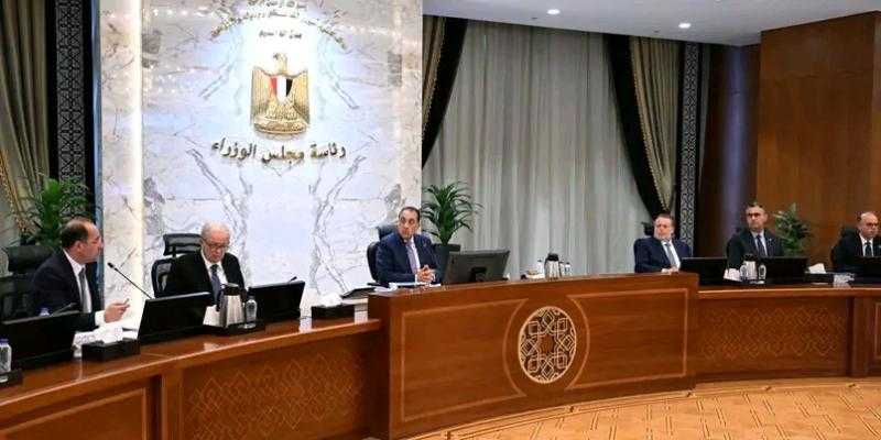 اجتماع مجلس الوزراء يستعرض آخر المستجدات الخاصة ببرنامج الإصلاح الاقتصادي الذي يتم تنفيذه بالتعاون مع صندوق النقد الدولي