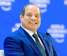 الرئيس السيسي يهنئ منتخب مصر بعد تحقيق أول فوز تاريخي في كأس... الرئيس السيسي يهنئ منتخب مصر بعد تحقيق أول فوز تاريخي في كأس العالم