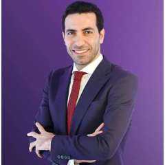أبو تريكة يغني على الهواء احتفالا بتأهل منتخب مصر إلى دور الـ16