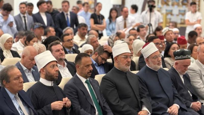 مفتي الجمهورية يشهد إعلان البيان الختامي للمؤتمر الدولي بسمرقند عن الحضارة الإسلامية