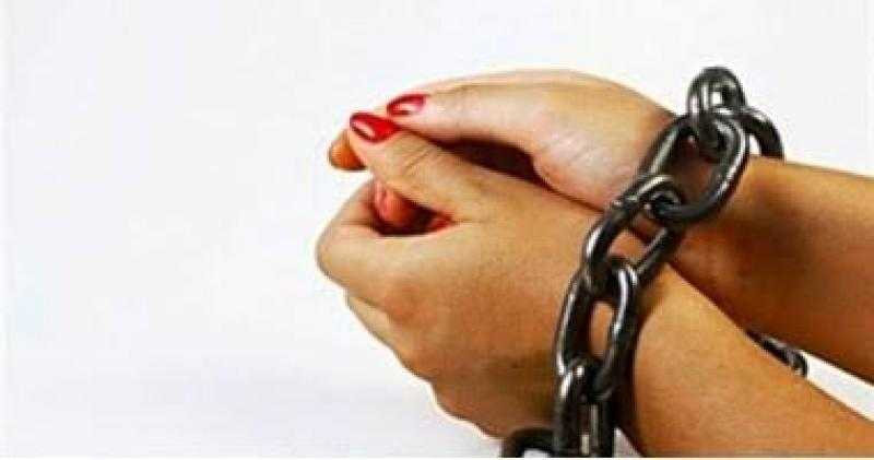 حبس صانعة محتوى نشرت فيديوهات خادشة للحياء بالجيزة