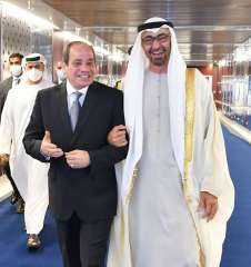 الرئيس السيسي يستقبل الشيخ محمد بن زايد رئيس الإمارات بمطار العلمين الرئيس السيسي يستقبل الشيخ محمد بن زايد رئيس الإمارات بمطار العلمين