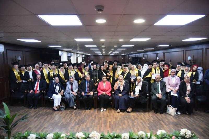 نائب وزير الصحة تقوم بجولة ميدانية بالإسكندرية لدعم تحسين المؤشرات السكانية وتطوير الرعاية الصحية