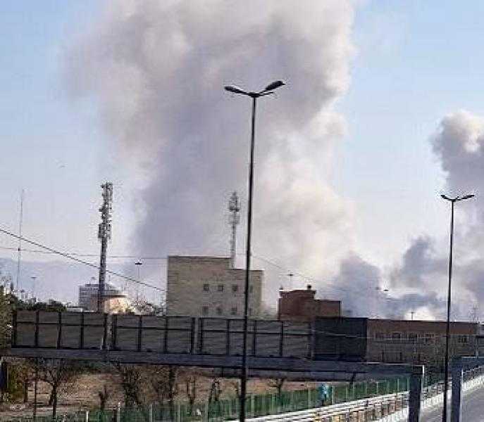 الجيش الأمريكي يشن غارات جوية جديدة على إيران