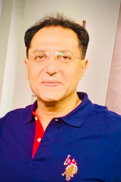 الإعلامي خالد زكريا 