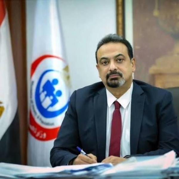 الدكتور حسام عبدالغفار 