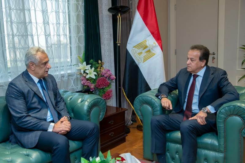 وزيرا الصحة والانتاج الحربي