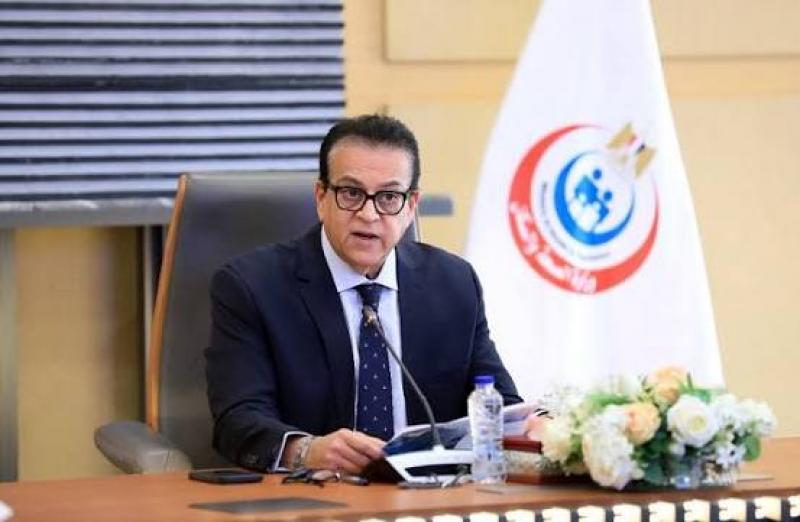 الدكتور خالد عبدالغفار وزير الصحة والسكان