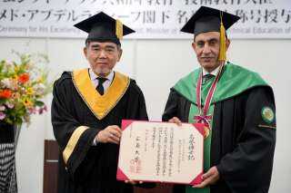 جامعة هيروشيما تمنح وزير التعليم الدكتوراه الفخرية تقديرا لما حققه جامعة هيروشيما تمنح وزير التعليم الدكتوراه الفخرية تقديرا لما حققه
