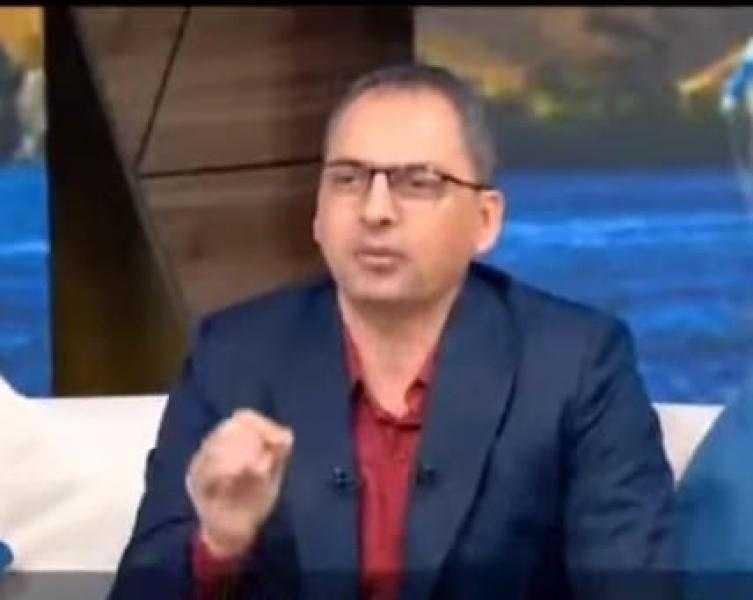 د. مصطفى يونس 