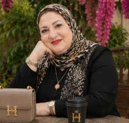 هبة ابوحمر تكتب: حنان المرأة والعالم