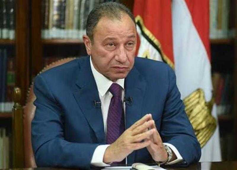 محاولات مكثفة لإقناع الخطيب بالسفر إلى إسبانيا لحضور مباراة الأهلي وبرشلونة