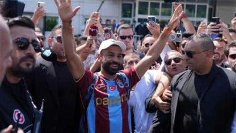 محمد صلاح يشعل مدرجات طرابزون.. النادي يسجل رقمًا قياسيًا في مبيعات التذاكر