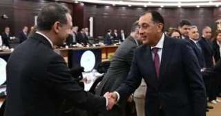 رئيس الوزراء لرؤساء البعثات الدبلوماسية: أى سفير بالخارج يعد وزيرا للاستثمار
