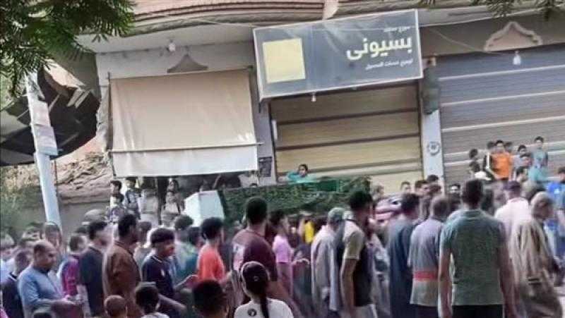 تشييع جثمان عريس قرية السفاينة بطوخ بعد وفاته