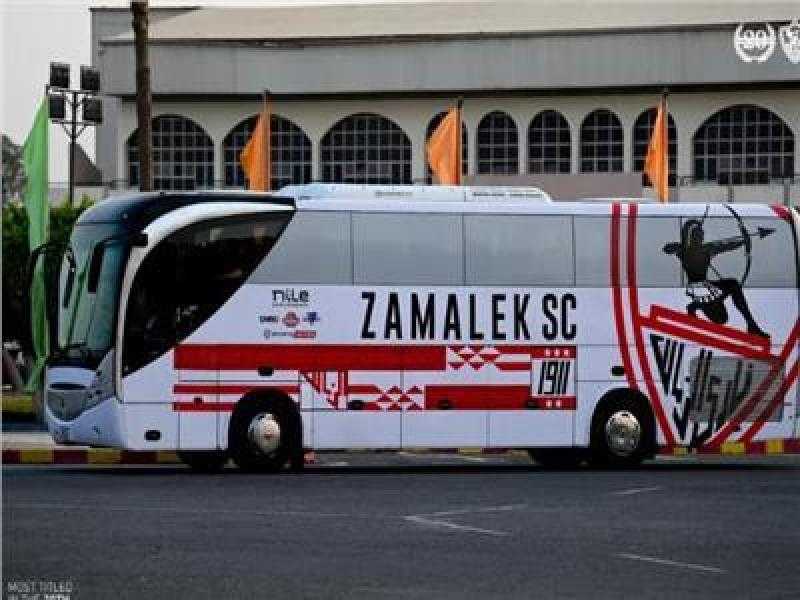 وصول حافلة الزمالك لاستاد القاهره للقاء الإتحاد السكندري